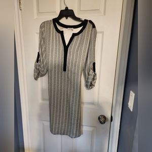Dress - Size XL. Buttoned Sleeves